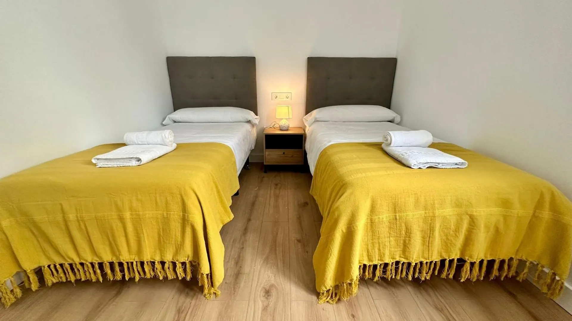 アパート Apartamentos La Muralla Grupo Ac Gestion カディス