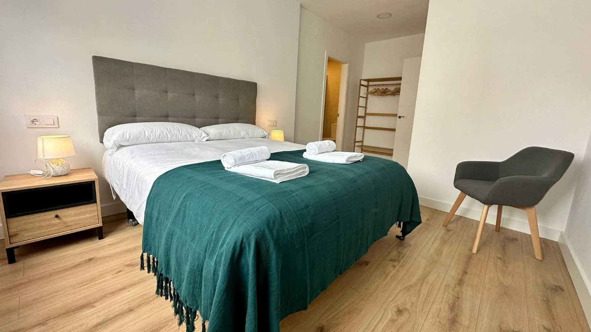 Apartamentos La Muralla Grupo Ac Gestion カディス アパート