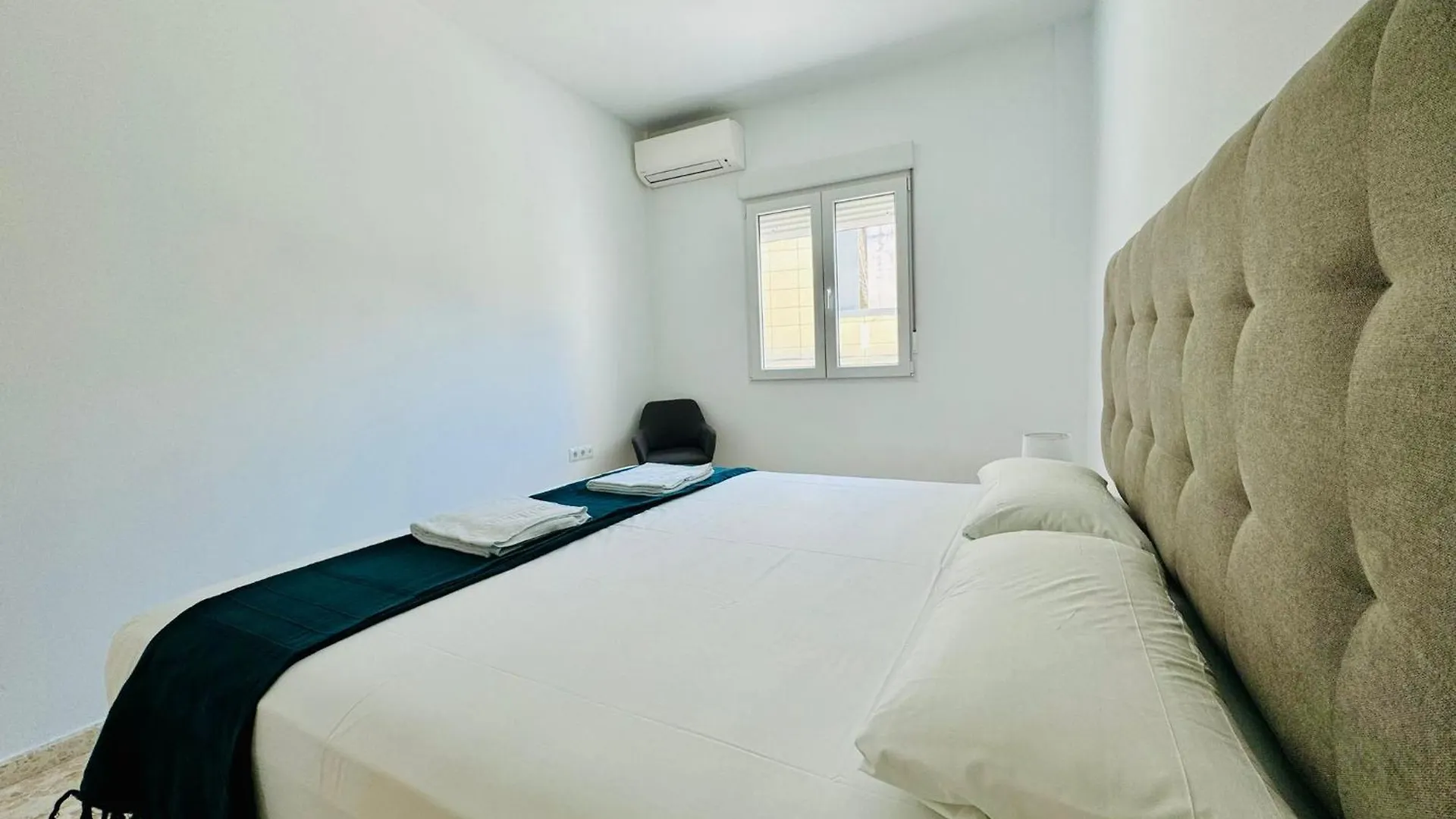 Apartamentos La Muralla Grupo Ac Gestion カディス 0*,  スペイン