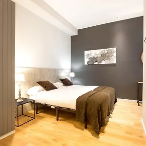  Apartment Rent Top Rambla Catalunya Spanien